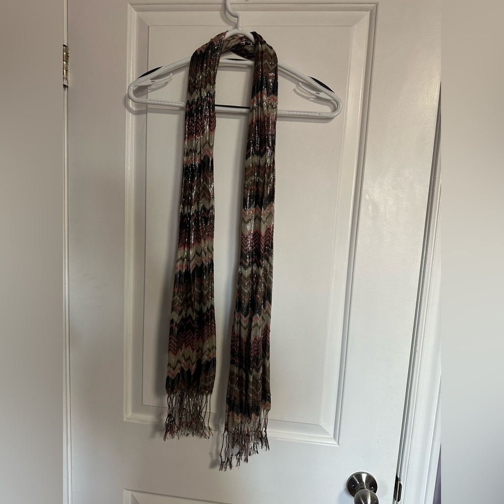 Scarf - 5 for $25 for items marked with ⭐️